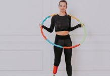6 Health Benefits Of Hula Hoop Exercises For Weight Loss, Stress, And More